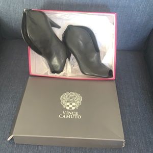 Never Worn Vince Camuto Black Peep Toe Leather Bootie